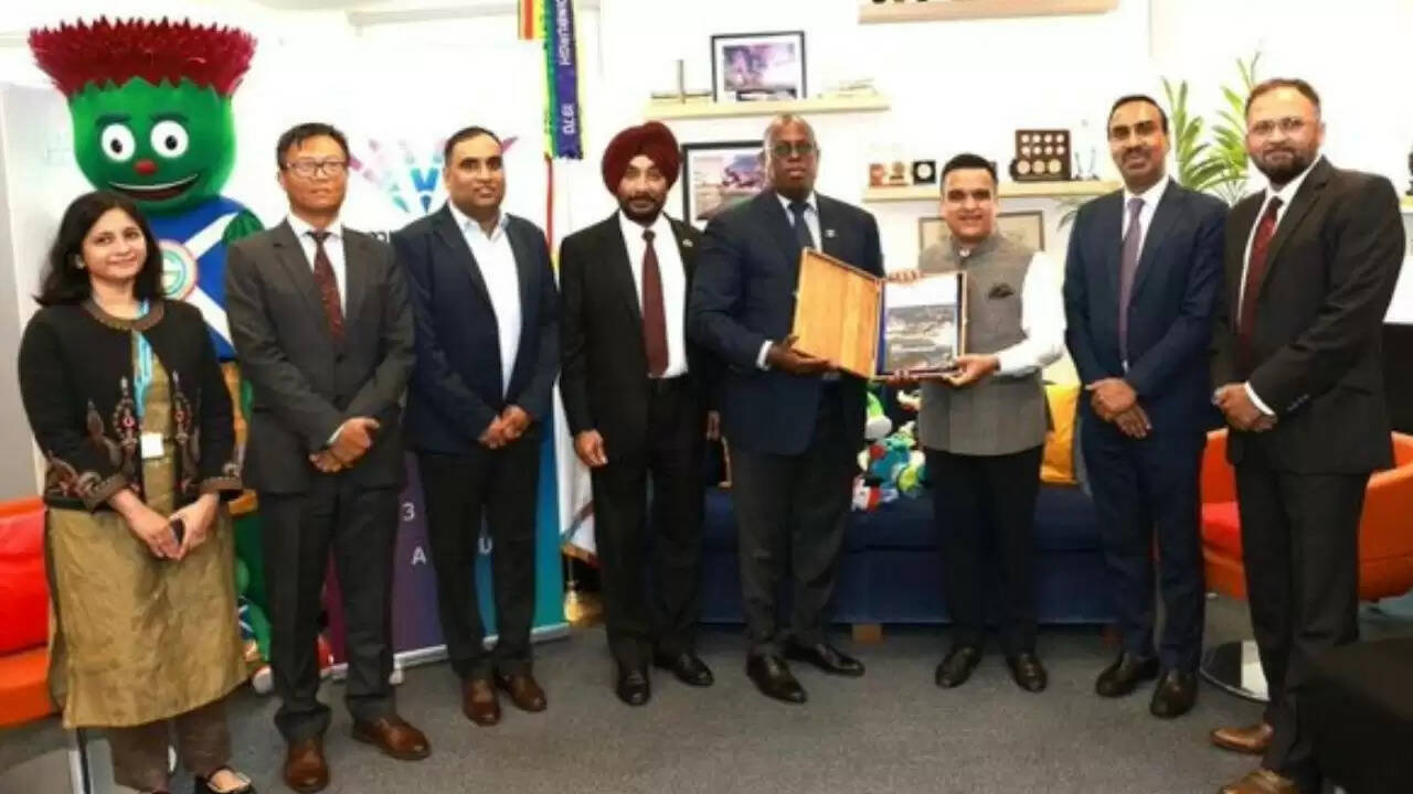भारत ने 2030 राष्ट्रमंडल खेलों की बोली लंदन में प्रस्तुत की