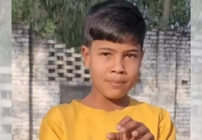 सीतापुर में 12 वर्षीय बच्चे की हत्या: चचेरे भाई पर आरोप