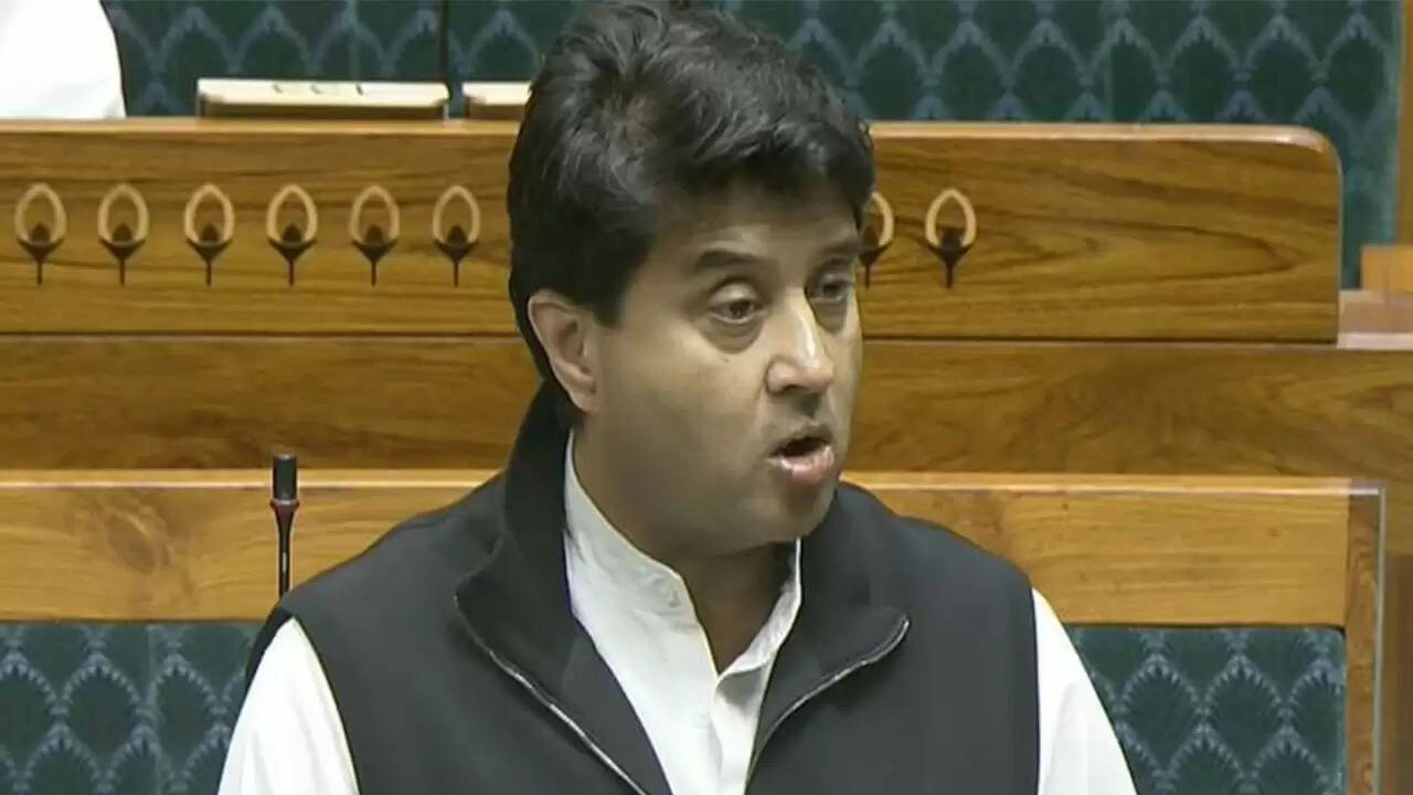 सांचार साथी ऐप पर जासूसी के आरोपों का खंडन, सरकार ने दी सफाई