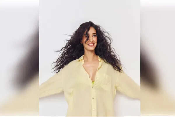 दिशा पाटनी के घर पर अज्ञात हमलावरों ने की फायरिंग, पिता ने दी जानकारी