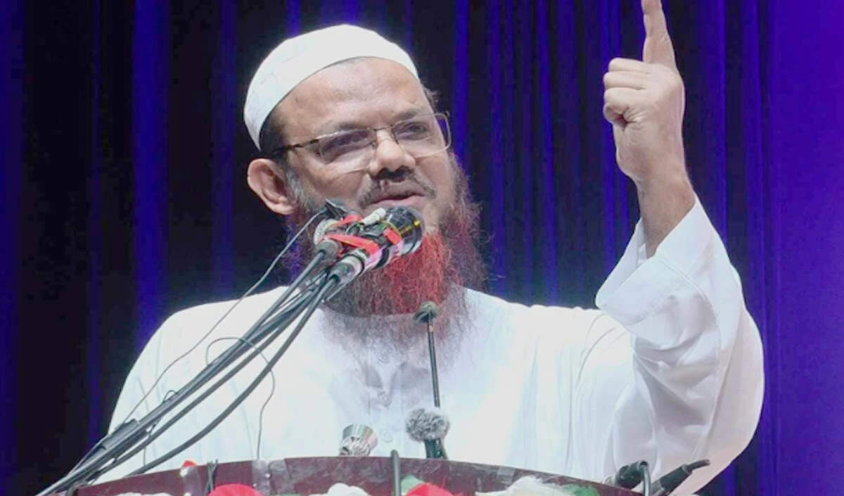 बांग्लादेश में कट्टरपंथ का बढ़ता खतरा: तालिबान के मॉडल की ओर बढ़ता देश