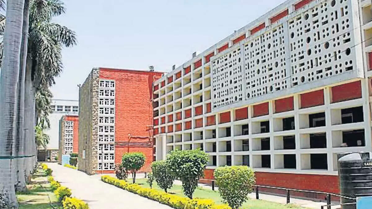 चंडीगढ़ कॉलेज में दाखिले की प्रक्रिया 2 जून से शुरू, बढ़ेगी प्रतिस्पर्धा