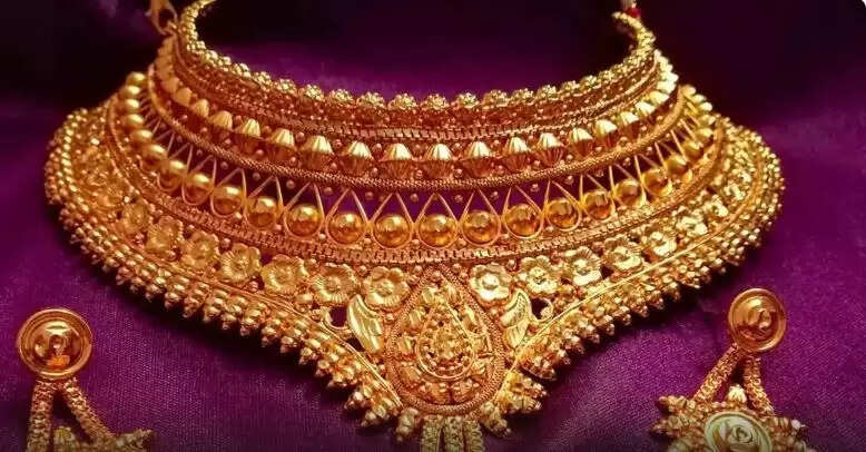 सोने और चांदी की कीमतों में भारी उछाल, जानें आज के रेट
