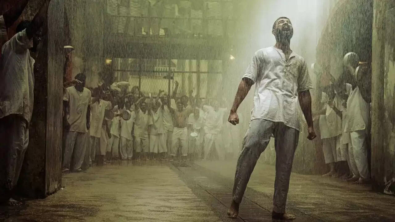 किंगडम: विजय देवरकोंडा की फिल्म ने पहले दिन कमाए 15.75 करोड़