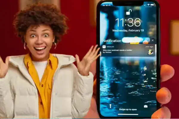 आईफोन का अनोखा फीचर: एक शब्द से लॉक करें अपना फोन