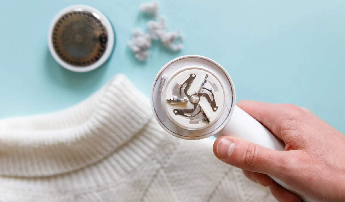 सर्दियों में ऊनी कपड़ों से लिंट हटाने के आसान उपाय