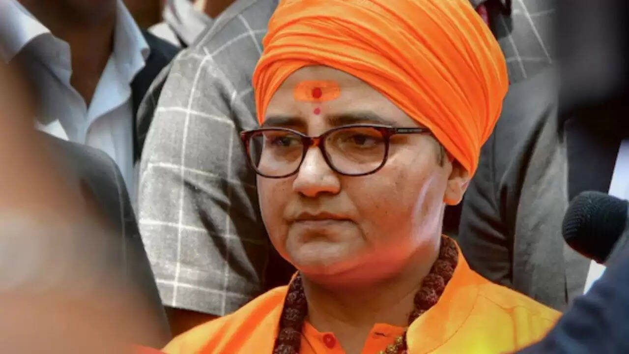 साध्वी प्रज्ञा का बड़ा खुलासा: मालेगांव ब्लास्ट केस में नेताओं के नाम लेने के लिए किया गया था प्रताड़ित