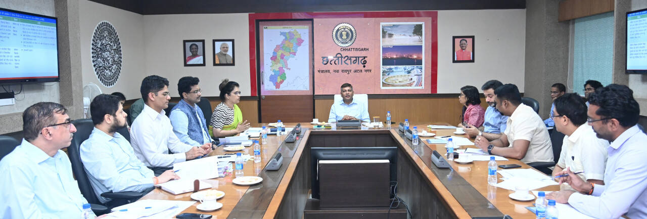 रायपुर : नियद नेल्लानार योजना के अंतर्गत लाभ दिलाने मुख्य सचिव ने दिए निर्देश