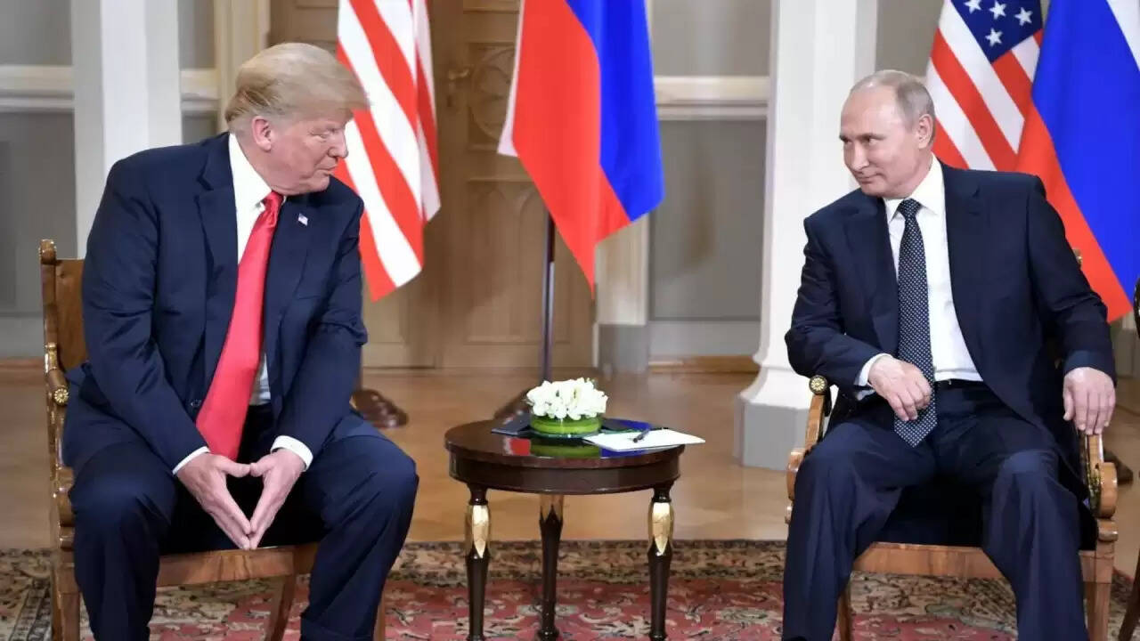 Trump और Putin के बीच बढ़ता तनाव: हाइपरसोनिक मिसाइलों की तैनाती का नया अध्याय