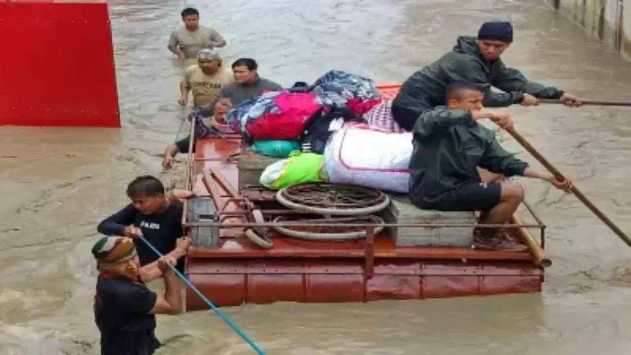 पूर्वोत्तर भारत में बाढ़ और भूस्खलन: 36 लोगों की जान गई, लाखों प्रभावित