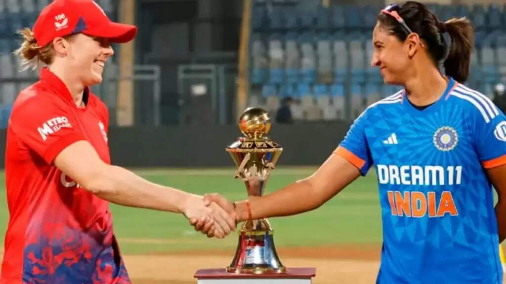 भारत की 15 सदस्यीय टीम इंग्लैंड के खिलाफ 5 T20I सीरीज के लिए घोषित