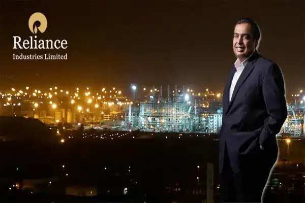 रिलायंस इंडस्ट्रीज ने बनाया नया मुनाफा रिकॉर्ड, मुकेश अंबानी की कंपनी ने रचा इतिहास