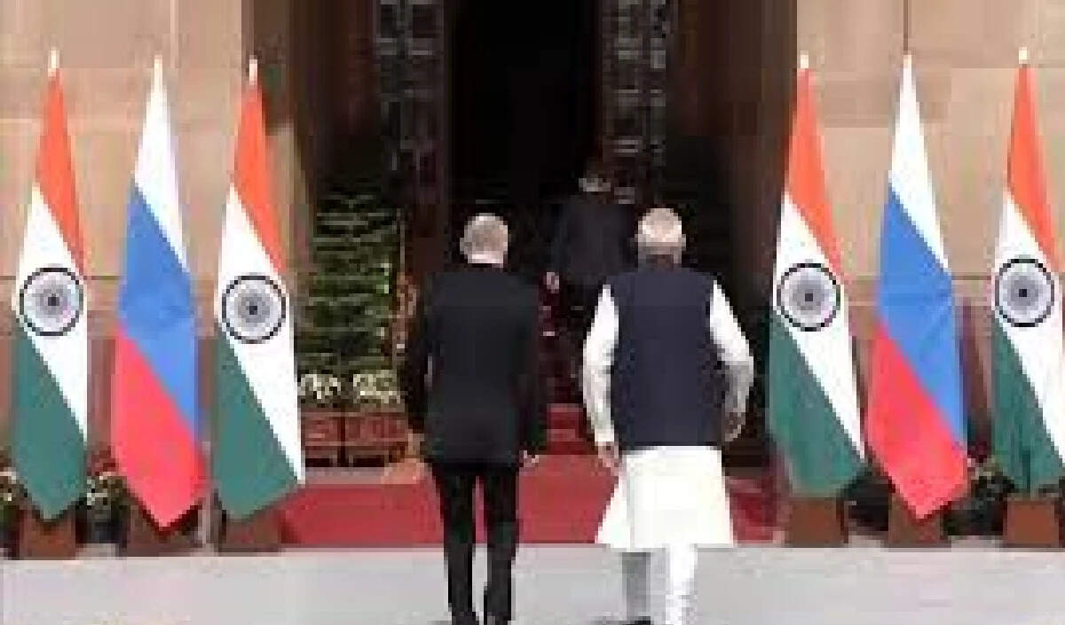 ईरान-इजराइल संघर्ष से वैश्विक तेल बाजार में हलचल