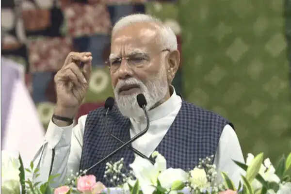 गुजरात: हरित ऊर्जा क्रांति का अग्रदूत, पीएम मोदी का बयान