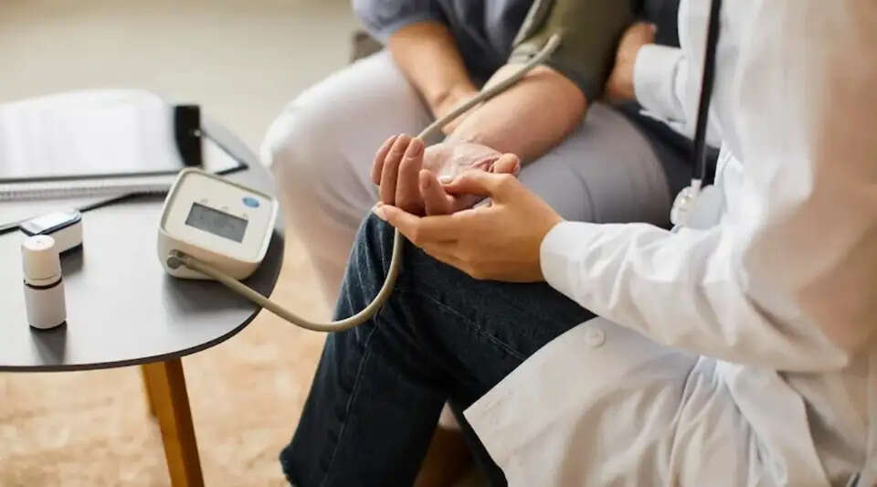 लो ब्लड प्रेशर के लिए आयुर्वेदिक उपाय: जानें कैसे करें प्रबंधन