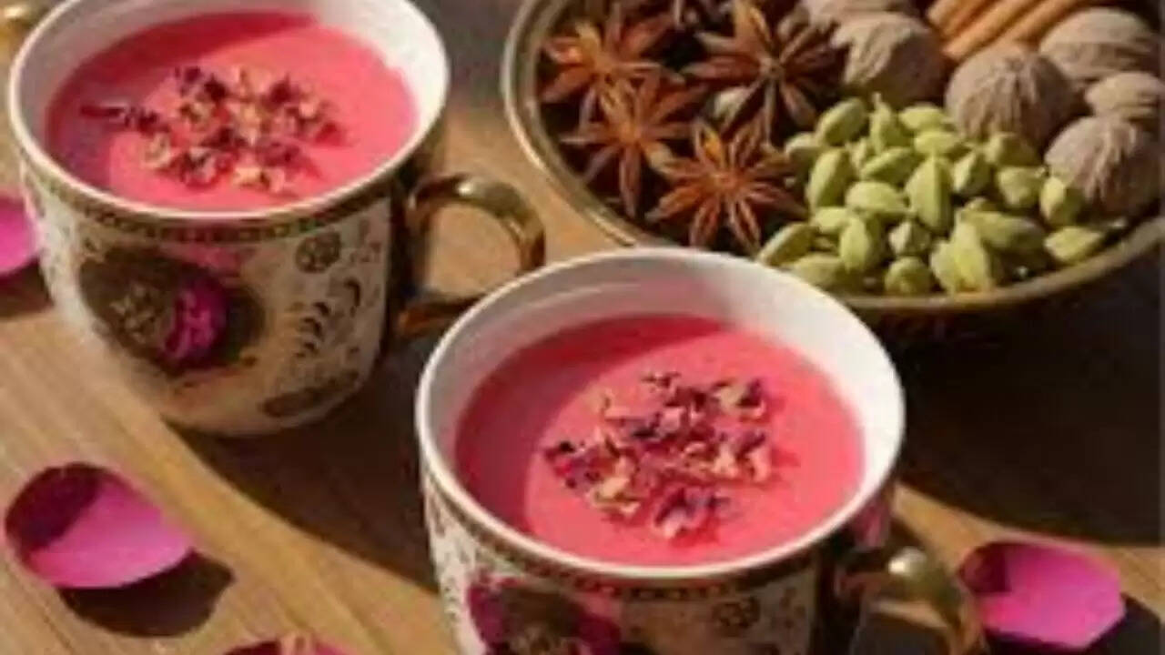 सर्दियों में गर्माहट लाने वाली कश्मीरी चाय: जानें इसे बनाने का सही तरीका