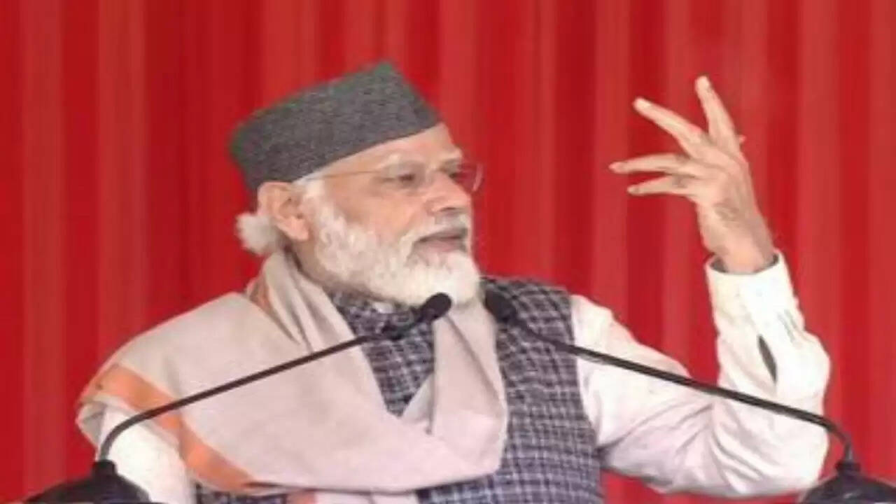 प्रधानमंत्री मोदी का अंतर्राष्ट्रीय आर्य महासम्मेलन में महिलाओं की उपलब्धियों पर गर्व और पाकिस्तान को चेतावनी