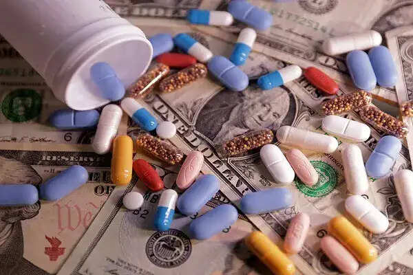 दवाओं की कीमतों में वृद्धि: 1 अप्रैल 2026 से लागू