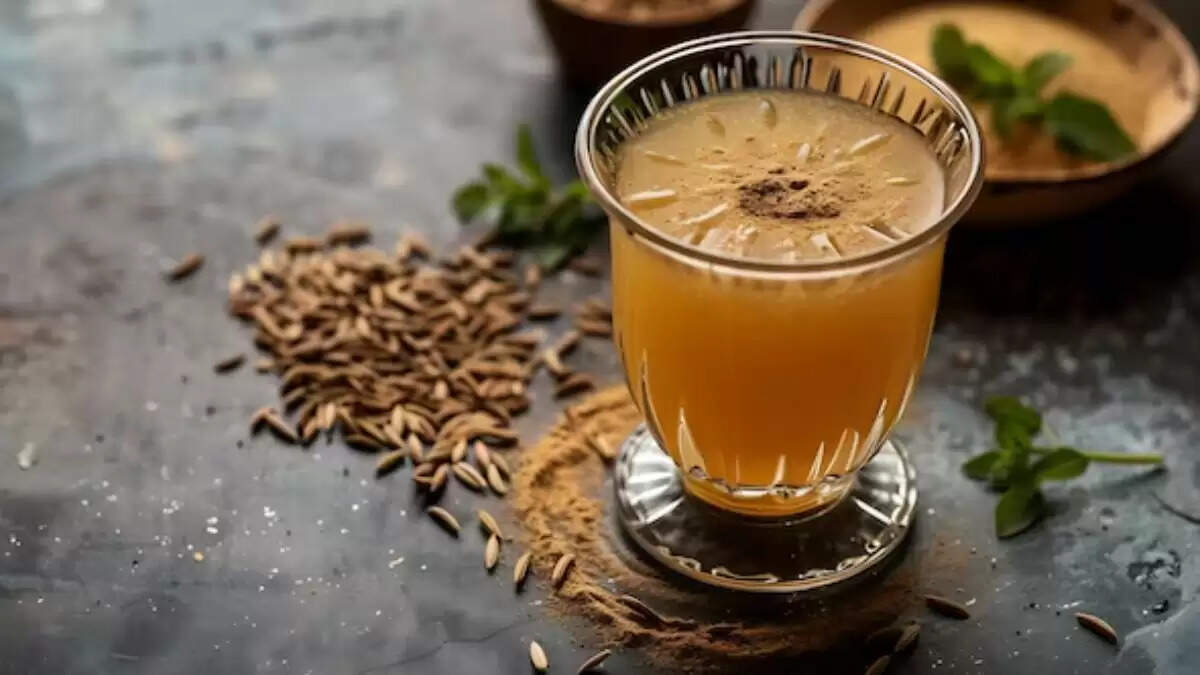 गर्मियों में मेटाबॉलिज्म बढ़ाने के लिए 5 प्रभावी ड्रिंक्स