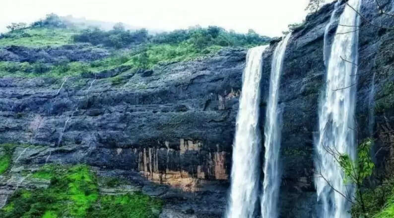 बारिश में लोनावला: एक अद्भुत हिल स्टेशन यात्रा
