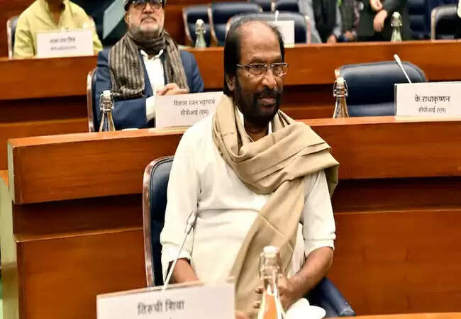 उपराष्ट्रपति चुनाव: एनडीए ने सीपी राधाकृष्णन को बनाया उम्मीदवार