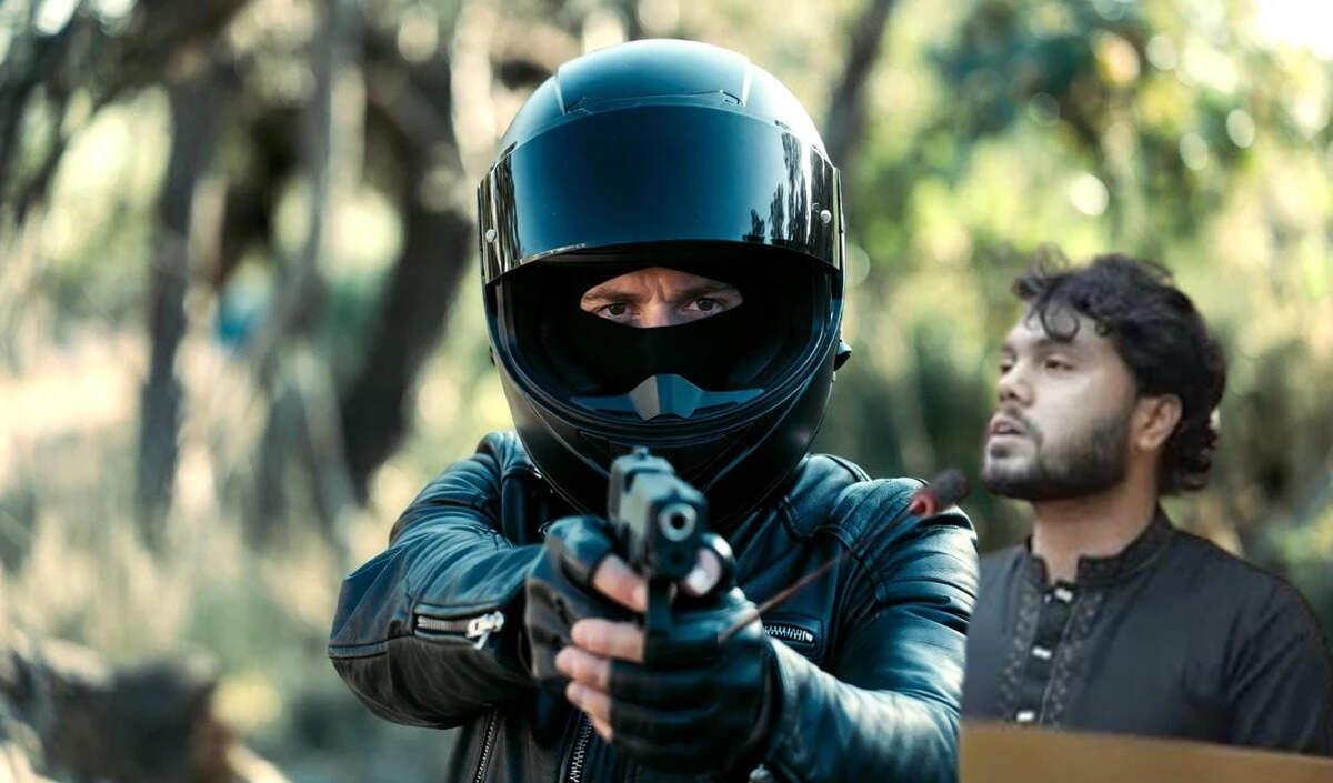 बांग्लादेश में हिंसा का कारण: उस्मान हादी की हत्या और उसके प्रभाव