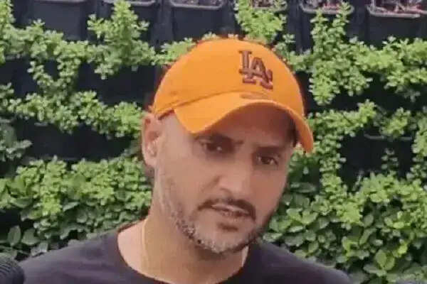 पंजाब में हरभजन सिंह की सुरक्षा वापस, राजनीतिक हलचल तेज