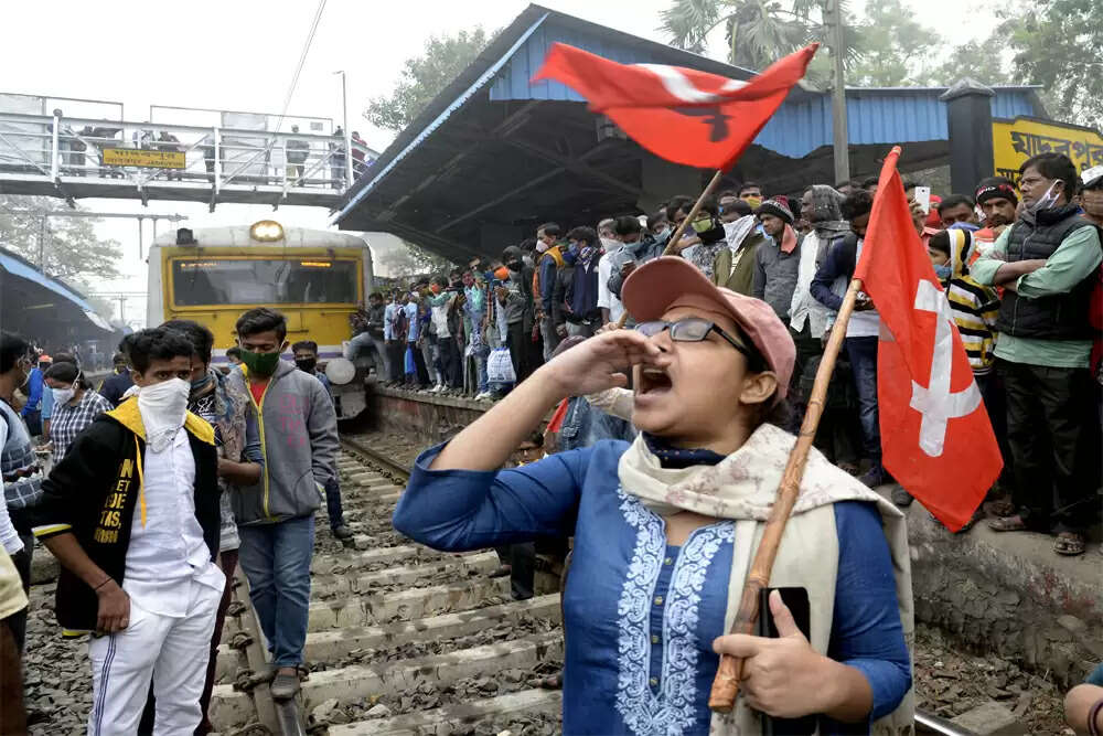 भारत बंद: मजदूर संगठनों और विपक्षी पार्टियों का संयुक्त आंदोलन