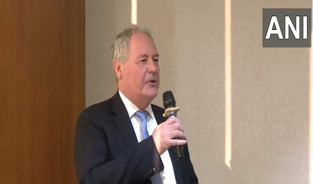 ब्रिटिश सांसद बॉब ब्लैकमैन का जम्मू-कश्मीर पर भारत के समर्थन का दोहराव