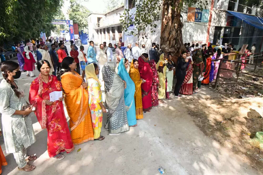 बिहार विधानसभा चुनाव 2025: पहले चरण में मतदान की प्रक्रिया जारी