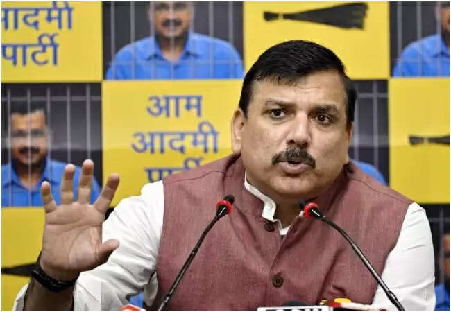 बिहार विधानसभा चुनाव 2025: एनडीए को मिल रहा प्रचंड बहुमत, आप और कांग्रेस ने उठाए सवाल