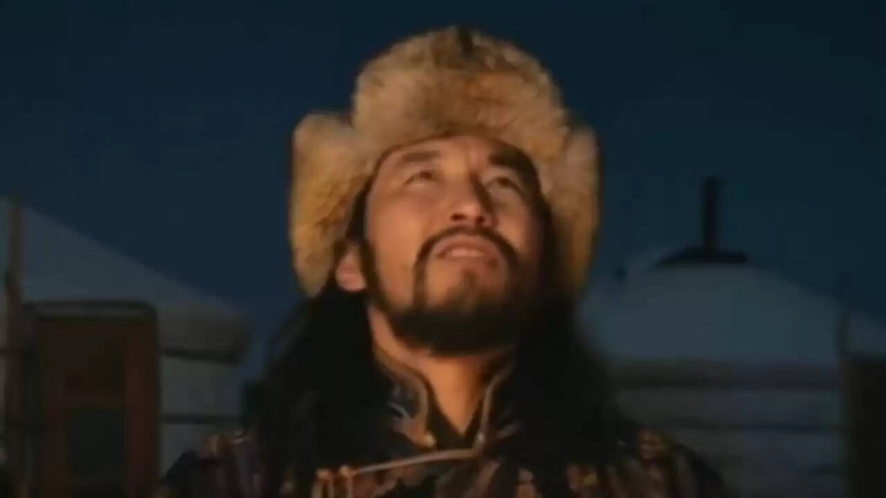 मंगोलियाई जिंगल बेल्स का नया संस्करण बना वायरल