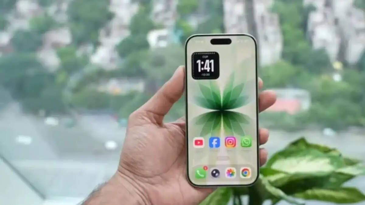 iPhone 18 में AI अनुभव को बेहतर बनाने के लिए Apple कर रहा है बड़ा अपग्रेड