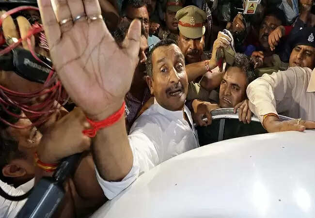 उन्नाव रेप केस: कुलदीप सेंगर को मिली ज़मानत, पीड़िता की मां ने सुप्रीम कोर्ट जाने का किया ऐलान