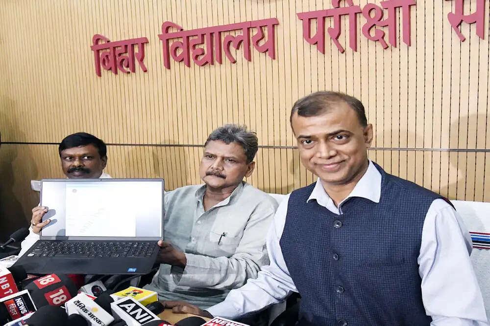बिहार इंटरमीडिएट परीक्षा परिणाम 2023: छात्राओं ने फिर मारी बाजी