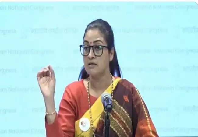 महिलाओं के खिलाफ अपराधों पर अलका लांबा की कड़ी टिप्पणी