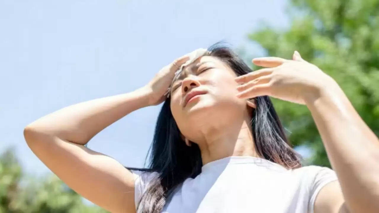 गर्मी में स्किन की देखभाल: जानें 6 असरदार घरेलू उपाय