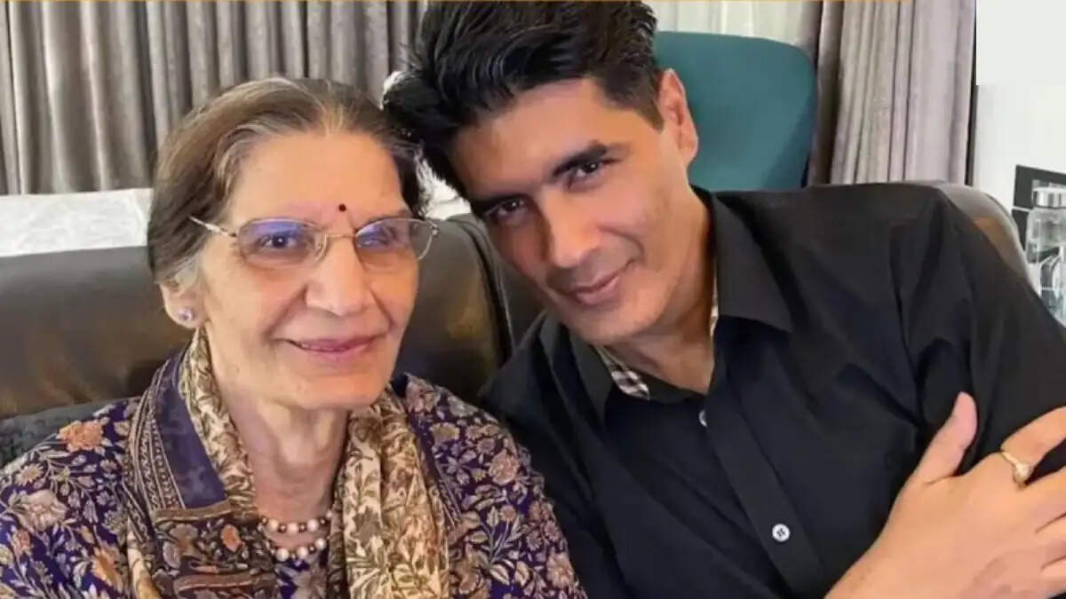 मनीष मल्होत्रा की मां का निधन: बॉलीवुड में शोक की लहर