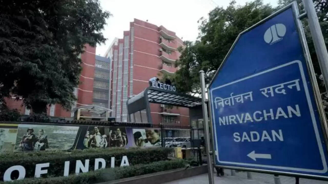 मतदाता सूची में बदलाव: चुनाव आयोग ने शुरू की नई प्रक्रिया