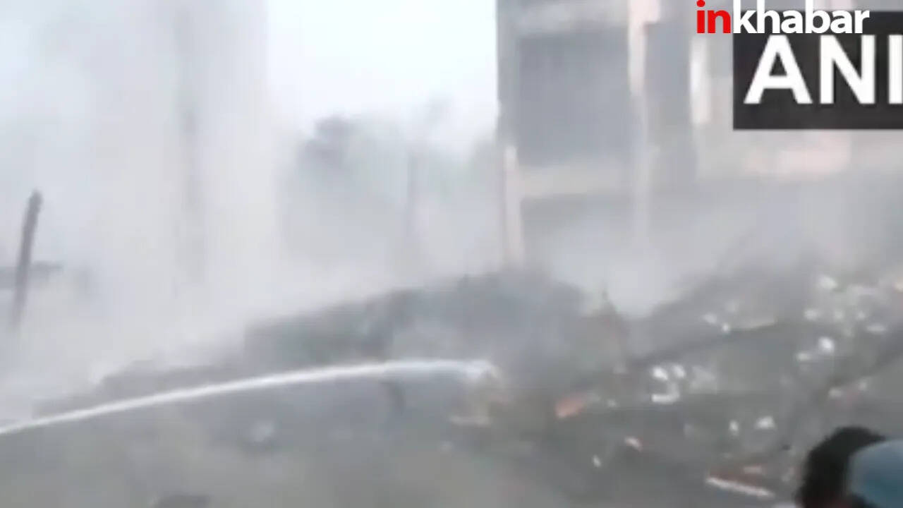 अहमदाबाद में एयर इंडिया विमान दुर्घटना: राहत कार्य जारी