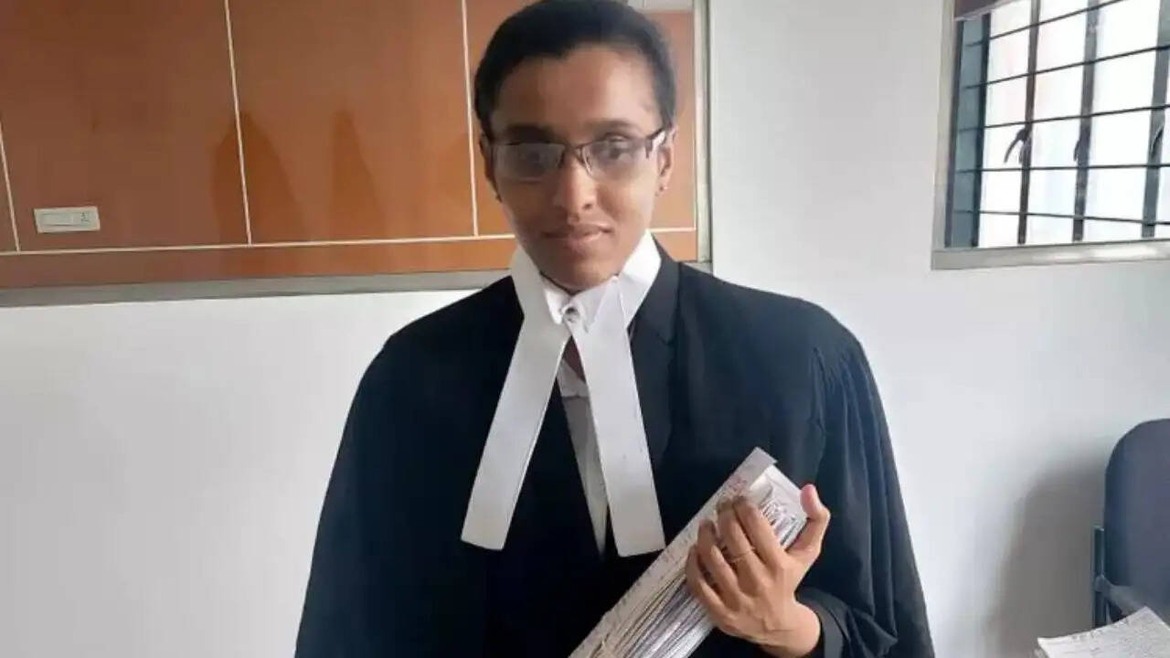 थान्या नाथन: दृष्टिबाधित जज बनने की प्रेरणादायक कहानी