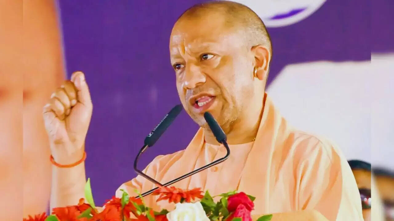 लखनऊ में पुलिस मंथन 2025: मुख्यमंत्री योगी आदित्यनाथ ने दी नई दिशा की जानकारी