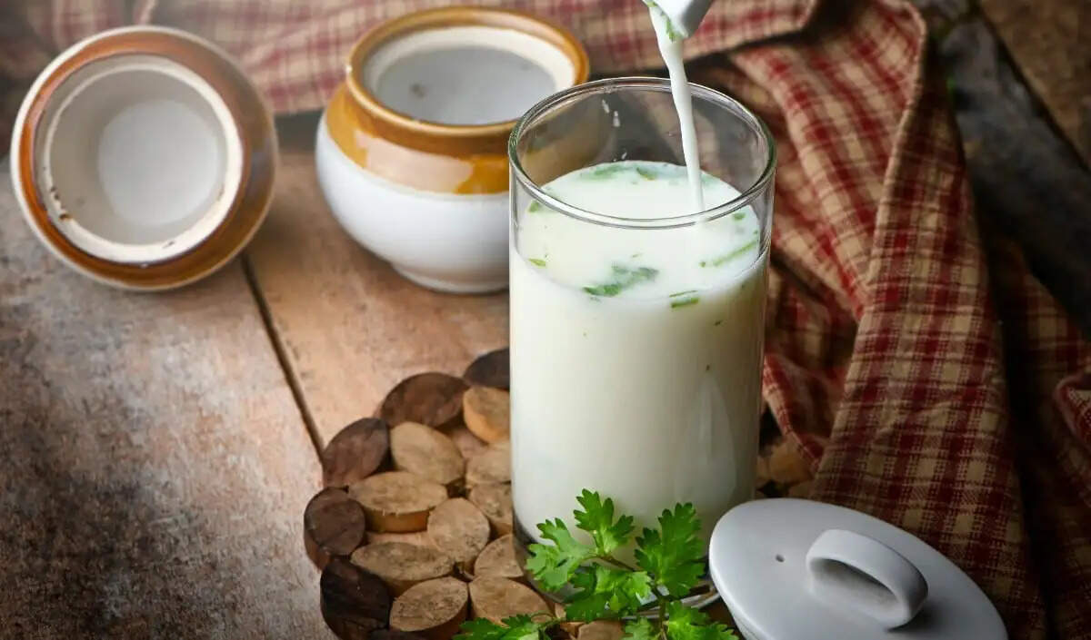 गर्मियों में छाछ के अद्भुत स्वास्थ्य लाभ