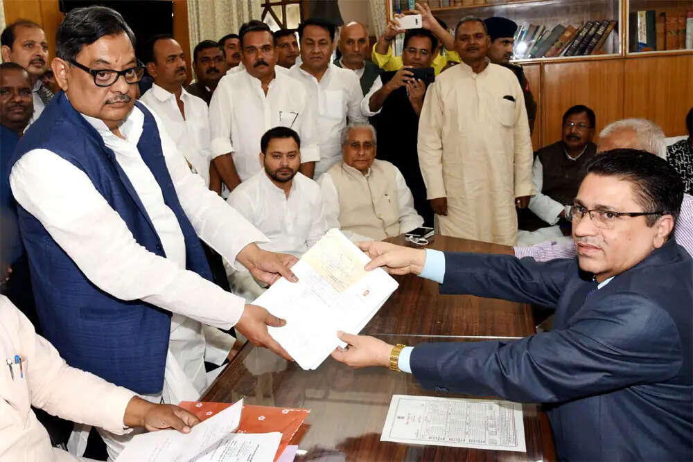 बिहार में राज्यसभा चुनाव: सत्तारूढ़ और विपक्षी गठबंधन के बीच दबाव की राजनीति