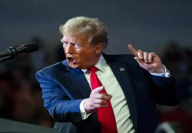 डोनाल्ड ट्रंप का ईरान को चेतावनी: 'हम मिटा देंगे'!