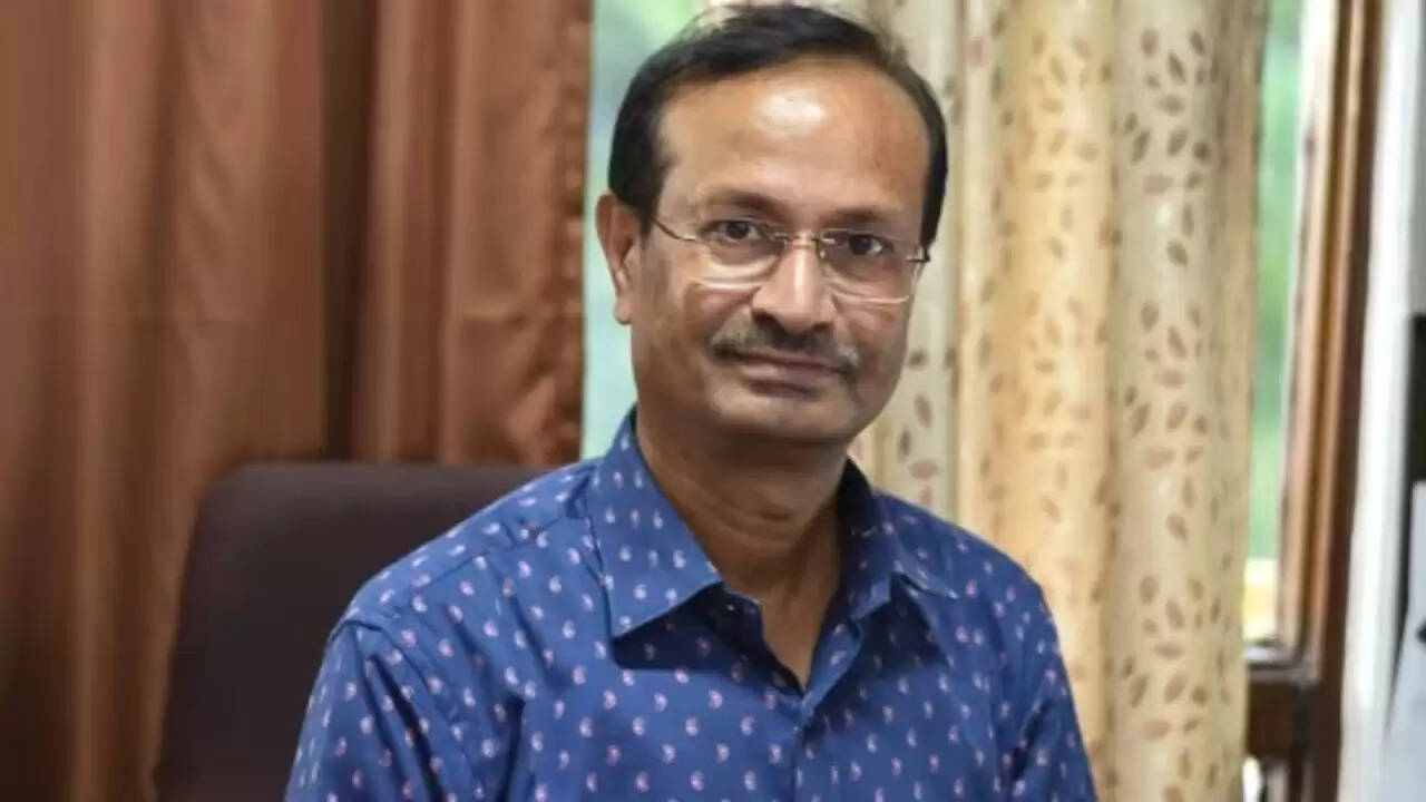 सुप्रीम कोर्ट ने संजय कुमार के खिलाफ एफआईआर पर लगाई रोक
