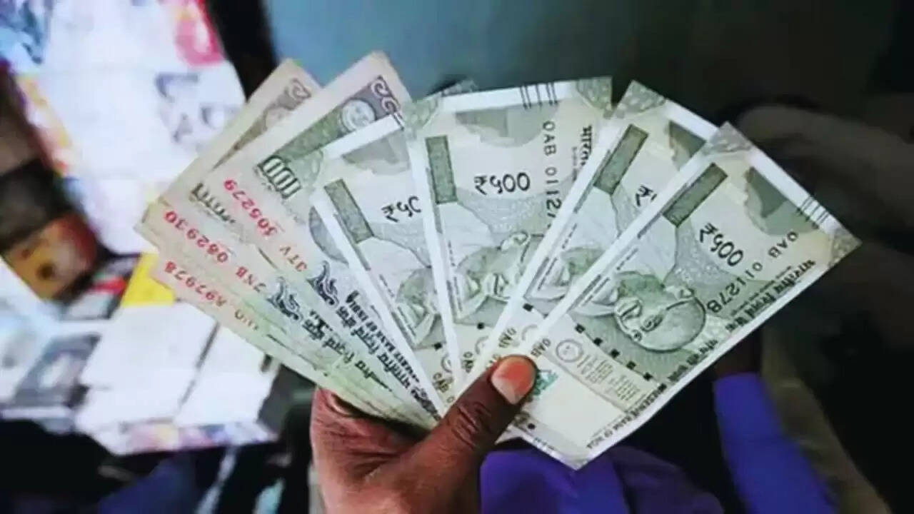 क्या नए लेबर कोड से कर्मचारियों की सैलरी में कमी आएगी? जानें विशेषज्ञों की राय