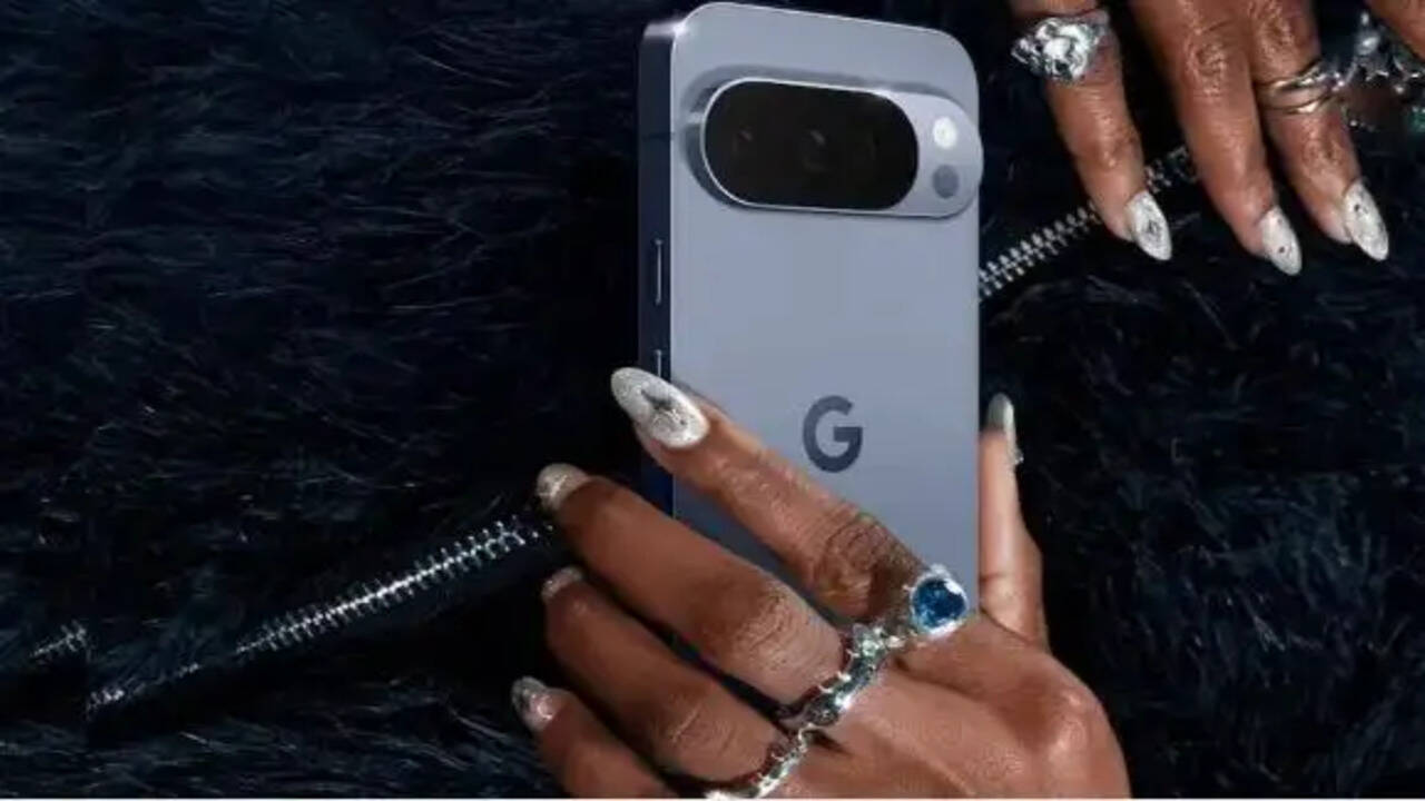 Google Pixel 11 Series: संभावित कीमतें और फीचर्स लीक