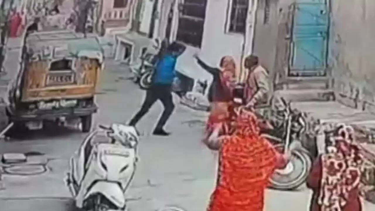 राजस्थान के पाली में तलवार से हमला: युवक ने परिवार पर किया जानलेवा हमला