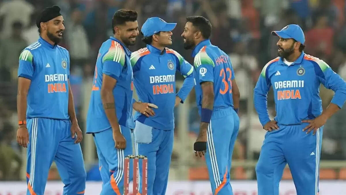 भारत-बांग्लादेश ODI सीरीज के लिए 17 सदस्यीय टीम का ऐलान